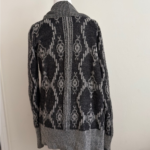 Anthropologie + Ecote Women’s Sweater Gray/ Black Ikat. Open Cardigan- Small $30 - Picture 5 of 13